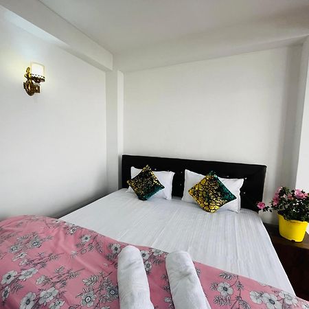 Shalom Inn Home Stay Дарджилінг Екстер'єр фото