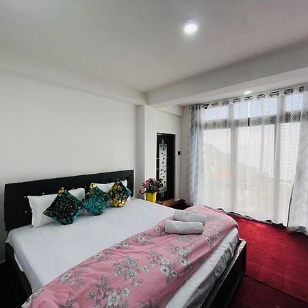 Shalom Inn Home Stay Дарджилінг Екстер'єр фото