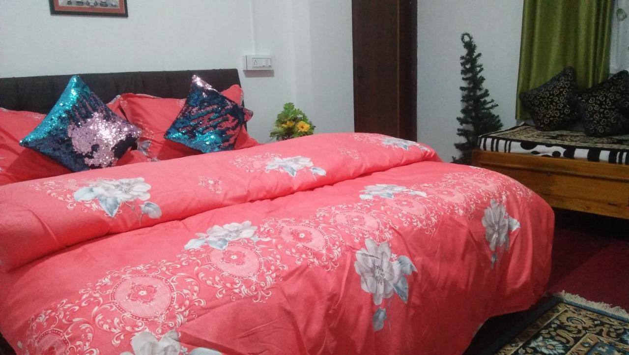 Shalom Inn Home Stay Дарджилінг Екстер'єр фото