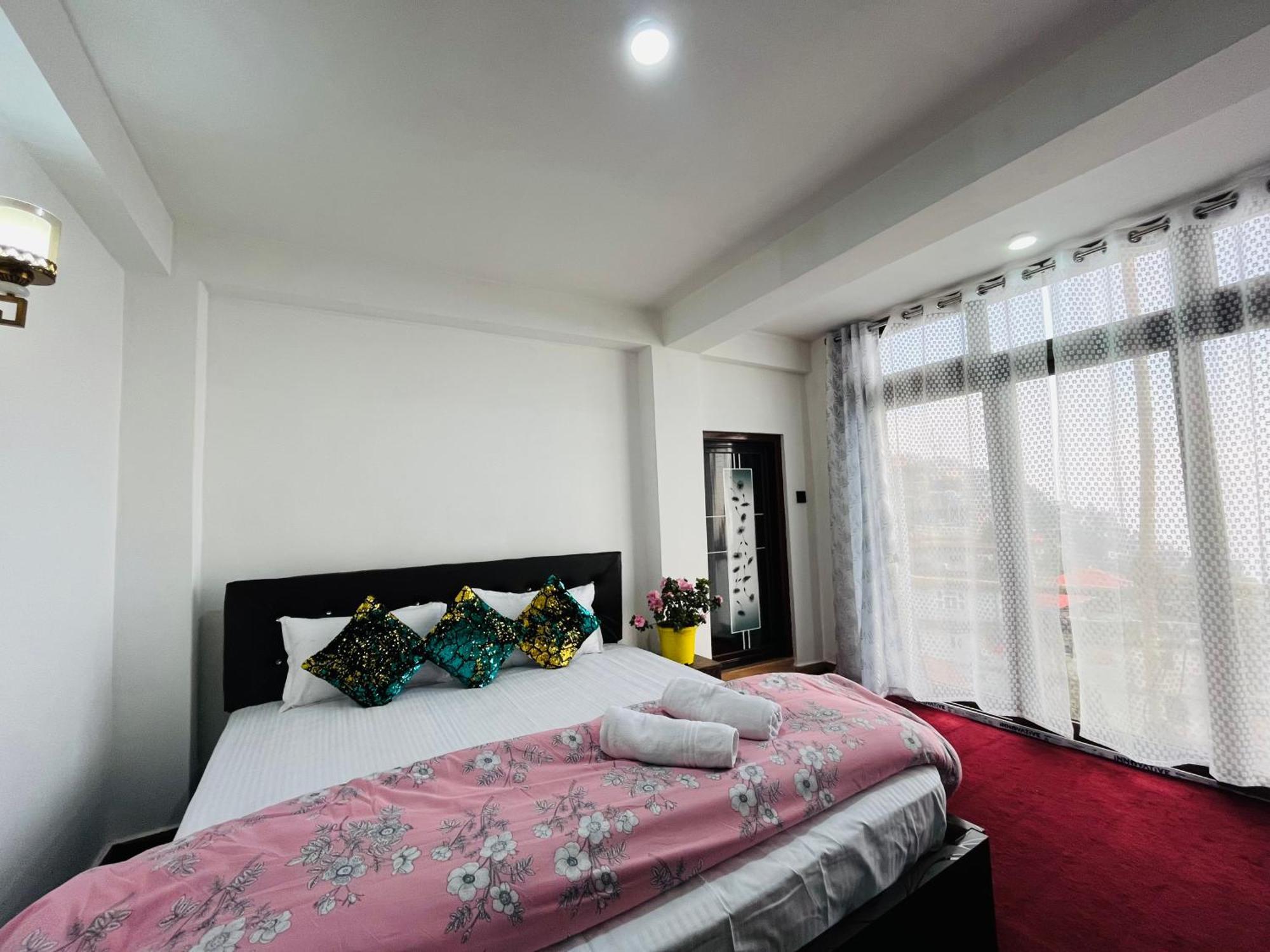 Shalom Inn Home Stay Дарджилінг Екстер'єр фото