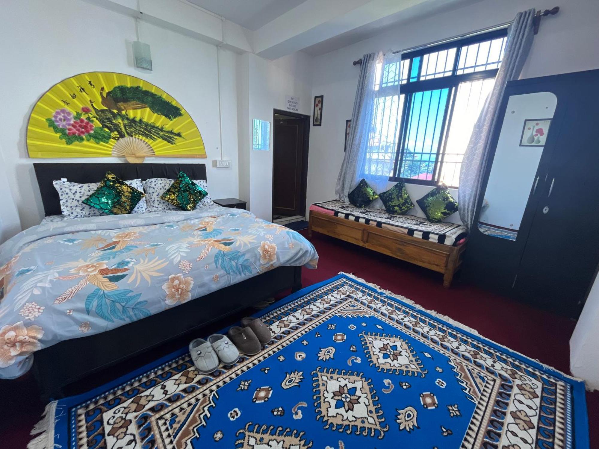 Shalom Inn Home Stay Дарджилінг Екстер'єр фото