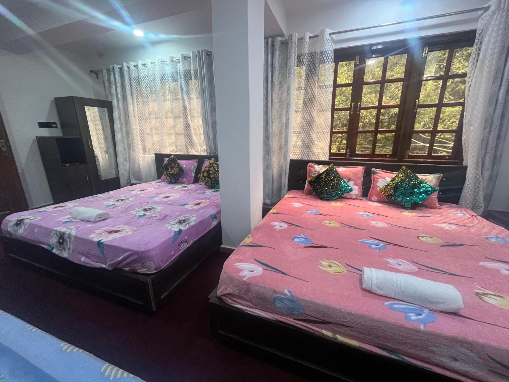 Shalom Inn Home Stay Дарджилінг Екстер'єр фото